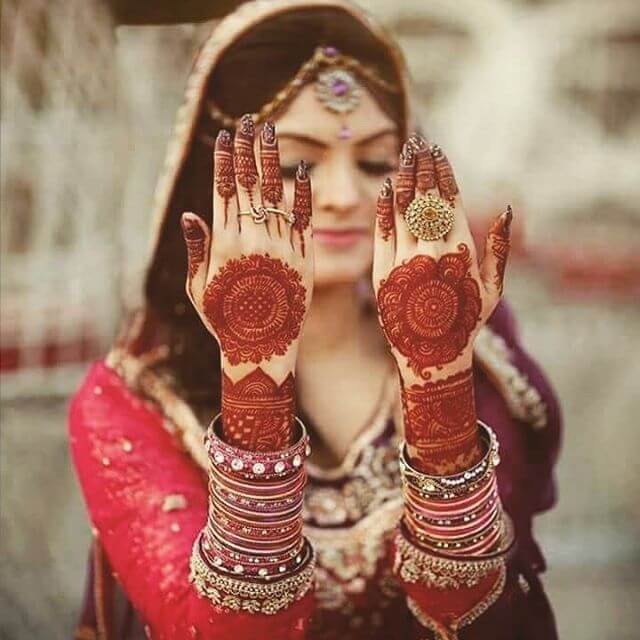 backhand mehndi design for bridal