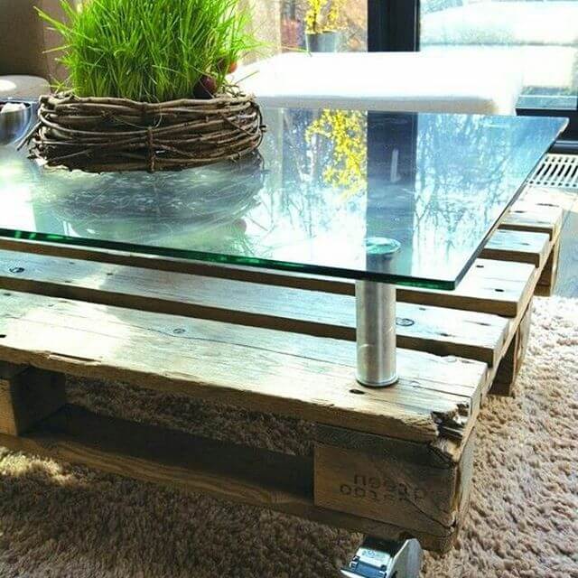 beautiful pallet table