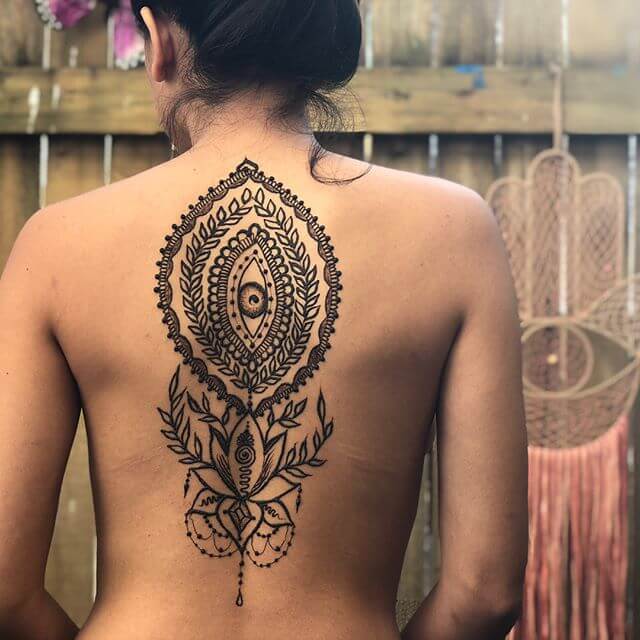 henna beautiful art