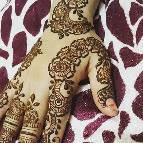 perfectly crafted henna design