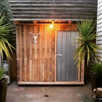 20 Simple And Cheap Wood Shed Made From Pallet ideas