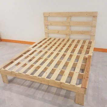 compact pallet bed