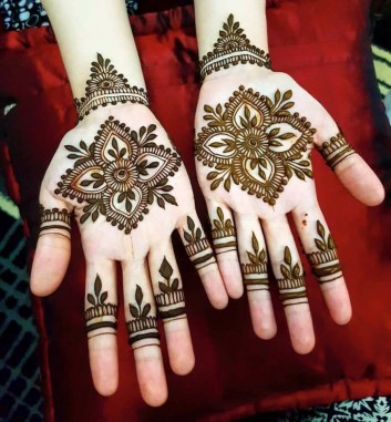 Simple And Easy Mehndi Designs Ideas For Youngers