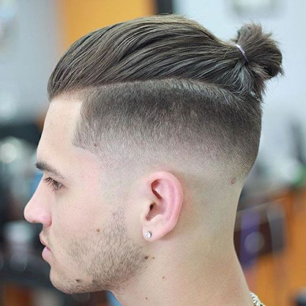 20 Best Ponytail Hairstyles of Men in 2023  The Trend Spotter