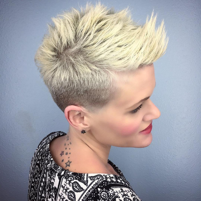 A Slightly Edgy Cut Hairstyles Short Hairstyles Ideas for Women