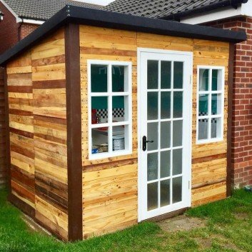 ESSENTIAL FOR MAKING A SIMPLE PALLET SHED ideas