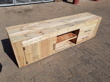 Pallet Tv Stand Table