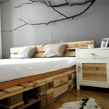 pallet bed with storage