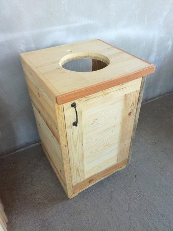 simple pallet box