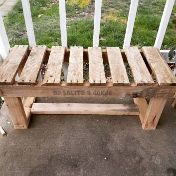 The kiddie Wooden Stylish Outdoor Bench