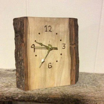 rustic pallet clock