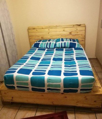 10 Easy DIY Wooden Pallets Bed Frame Ideas For Home