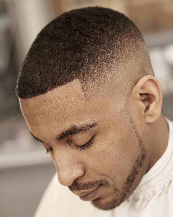 31+ Trendy Haircuts & Hairstyles for Black Men