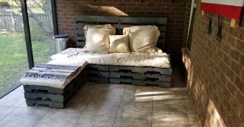 MAKE A PALLET COUCH with storage.