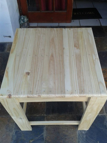 Pallet Bench and Desk
