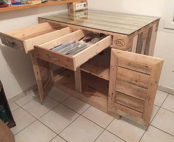 Pallet drawers cabinet