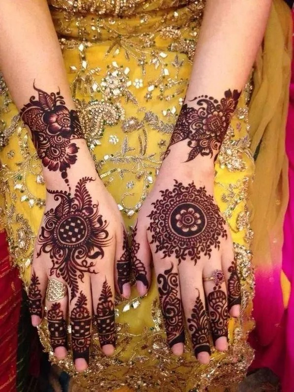 35+Most Beautiful and Creative Henna Designs for Girls