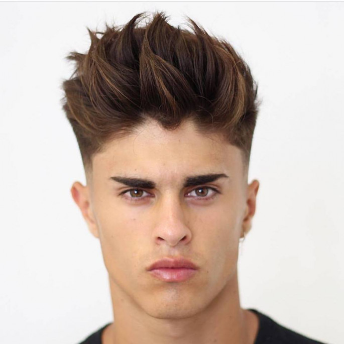 A Perfect Mid-Fade Haircut for Men