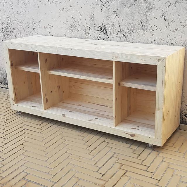Reshaping Useless Wood To Make Best Pallet Furniture