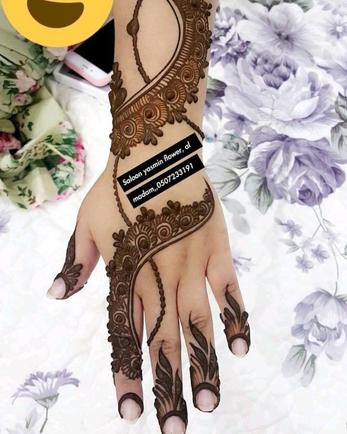 creative henna designs