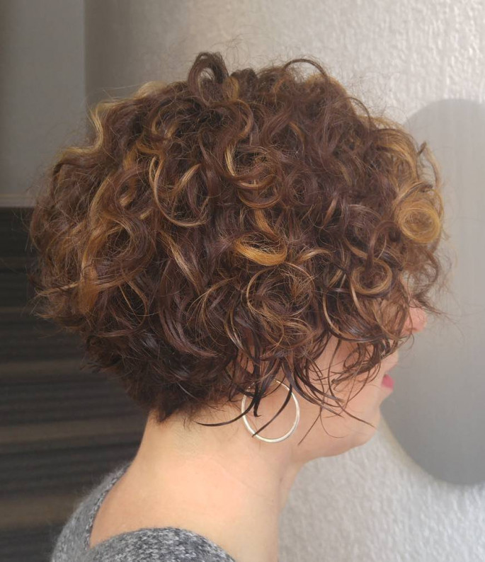 Stunning Looking Short Curly Hairstyles Modern Shag
