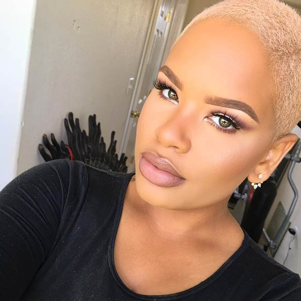 Blonde Short Hairstyle for Black Women