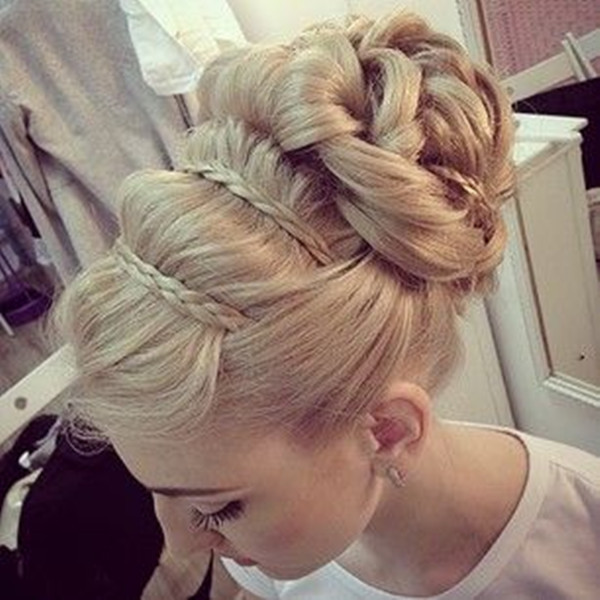 Braided Bun Hairstyles That You Would Love To Try