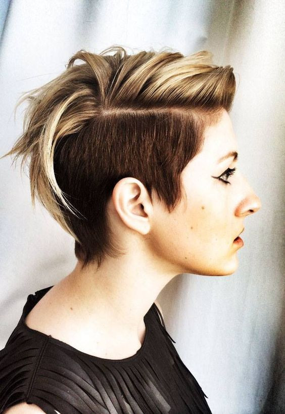 Messy Pompadour Dazzling Hairstyles for Thin Hair to Try Now