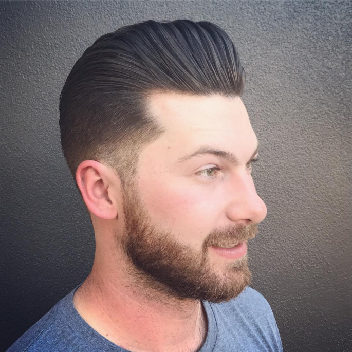 Classic Pompadour Hairstyle for Men 2018