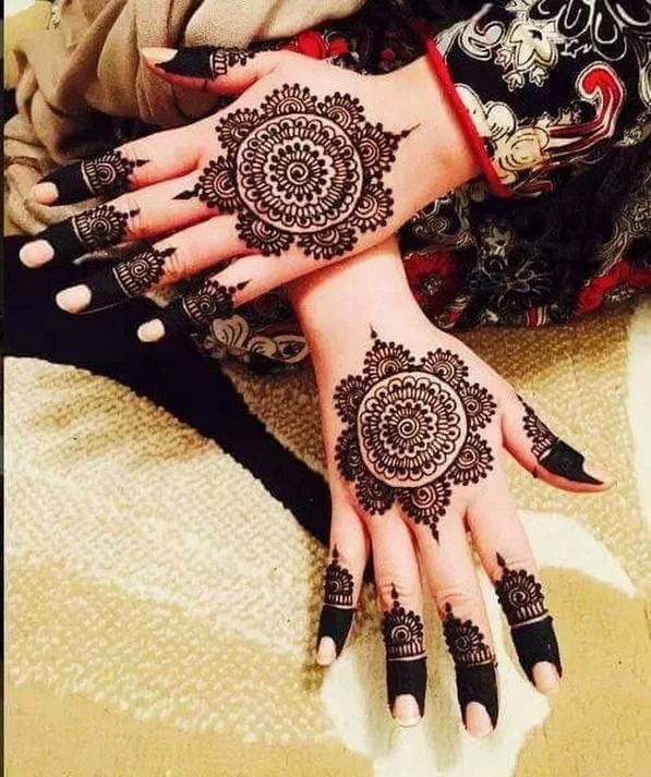 35+Most Beautiful and Creative Henna Designs for Girls