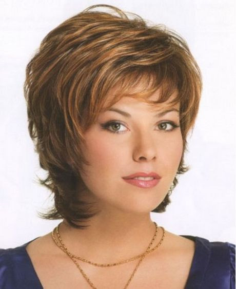 Barrel Curls Bob Short Hairstyle for Round Face