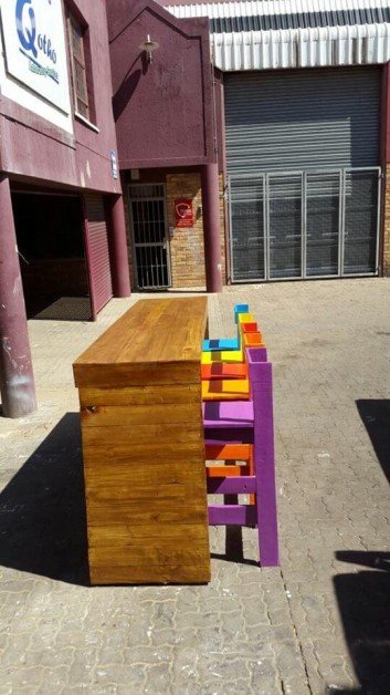 Pallet Small Tables with Colorful Chairs