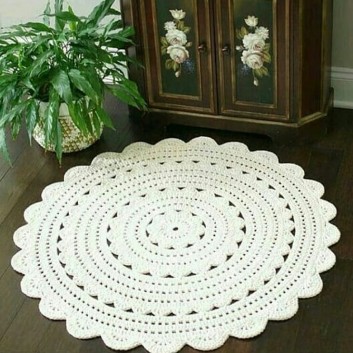 Stylish Single Crochet Pattern Table Decor